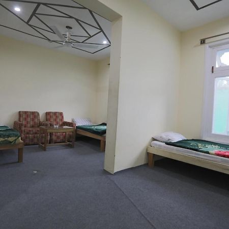 Hunza City Hotel Karimabad  Exteriör bild